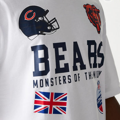 The Male model is wearing Chicago Bears NFL Games Collegiate White Oversized T-Shirt 3