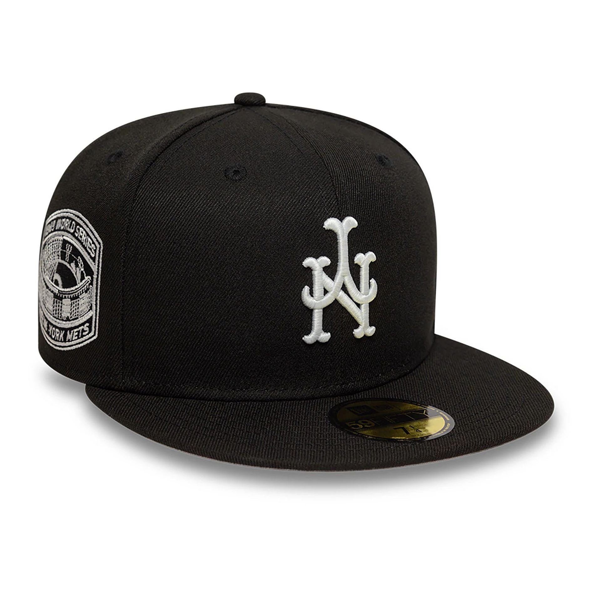 This is a New York Mets Halloween Glow In The Dark Black 59FIFTY Fitted Cap 1