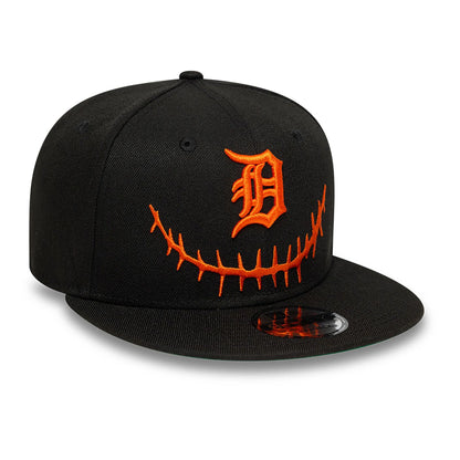 This is a Detroit Tigers Pumpkin Black 9FIFTY Snapback Cap 4