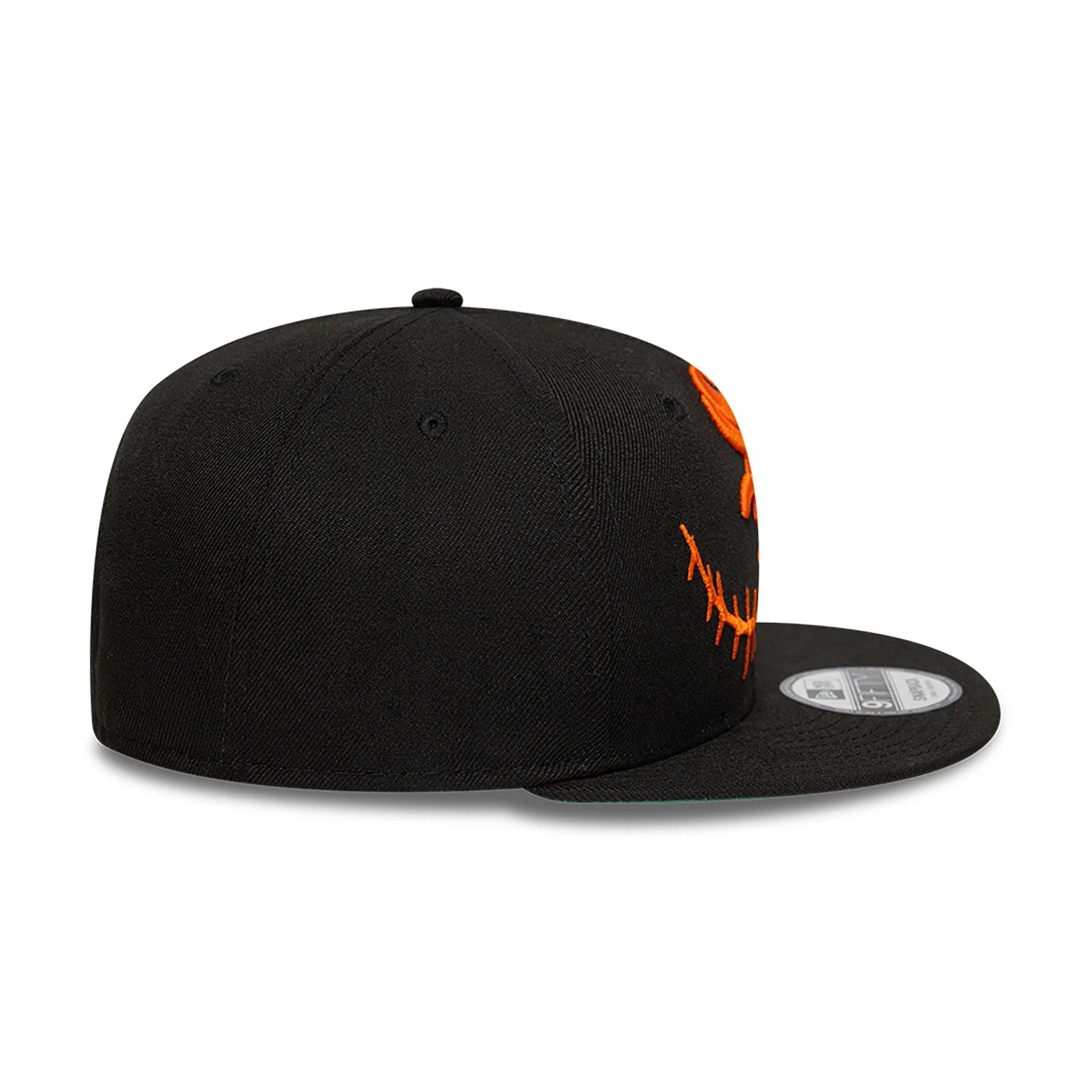 This is a Chicago White Sox Pumpkin Black 9FIFTY Snapback Cap 6