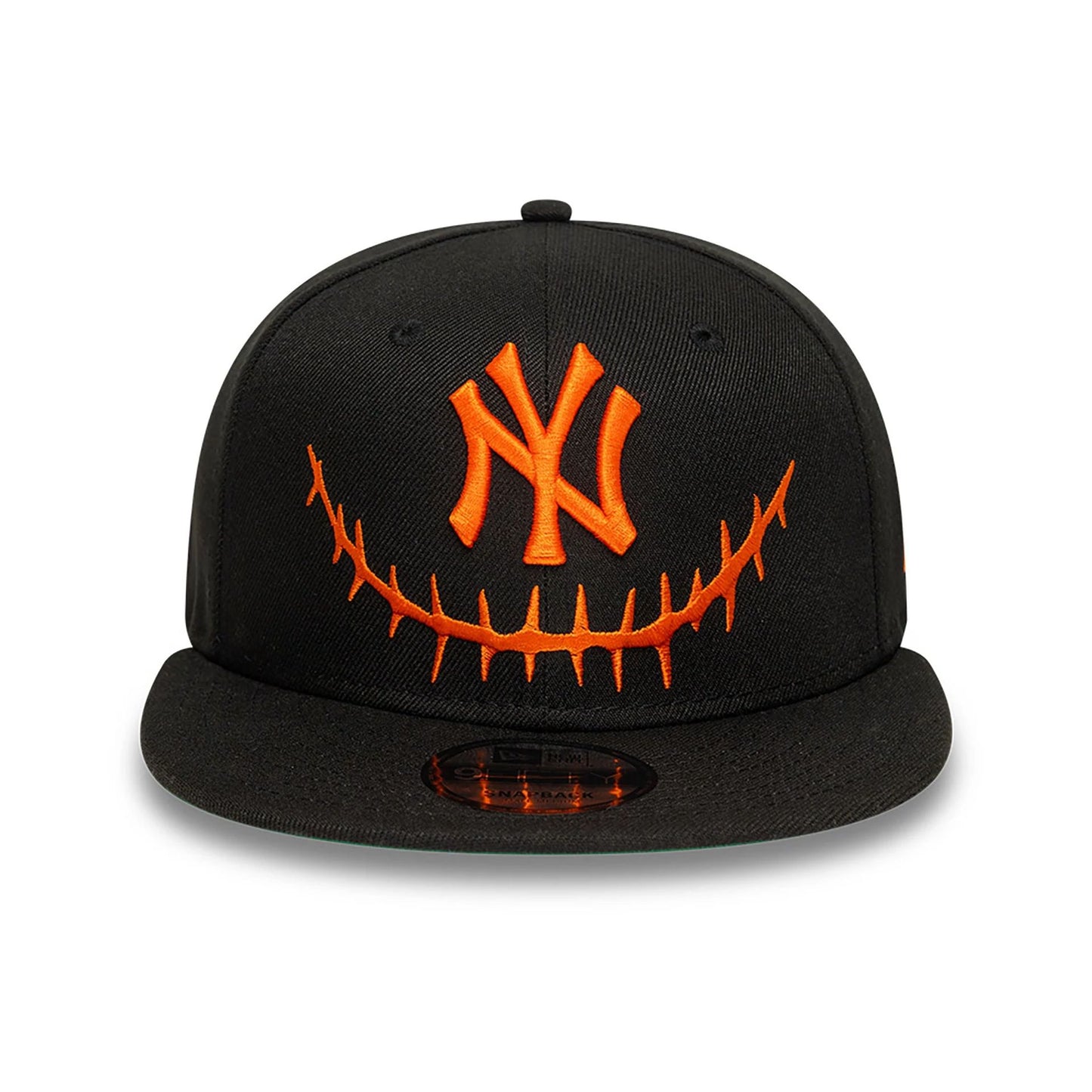 This is a New York Yankees Pumpkin Black 9FIFTY Snapback Cap 3