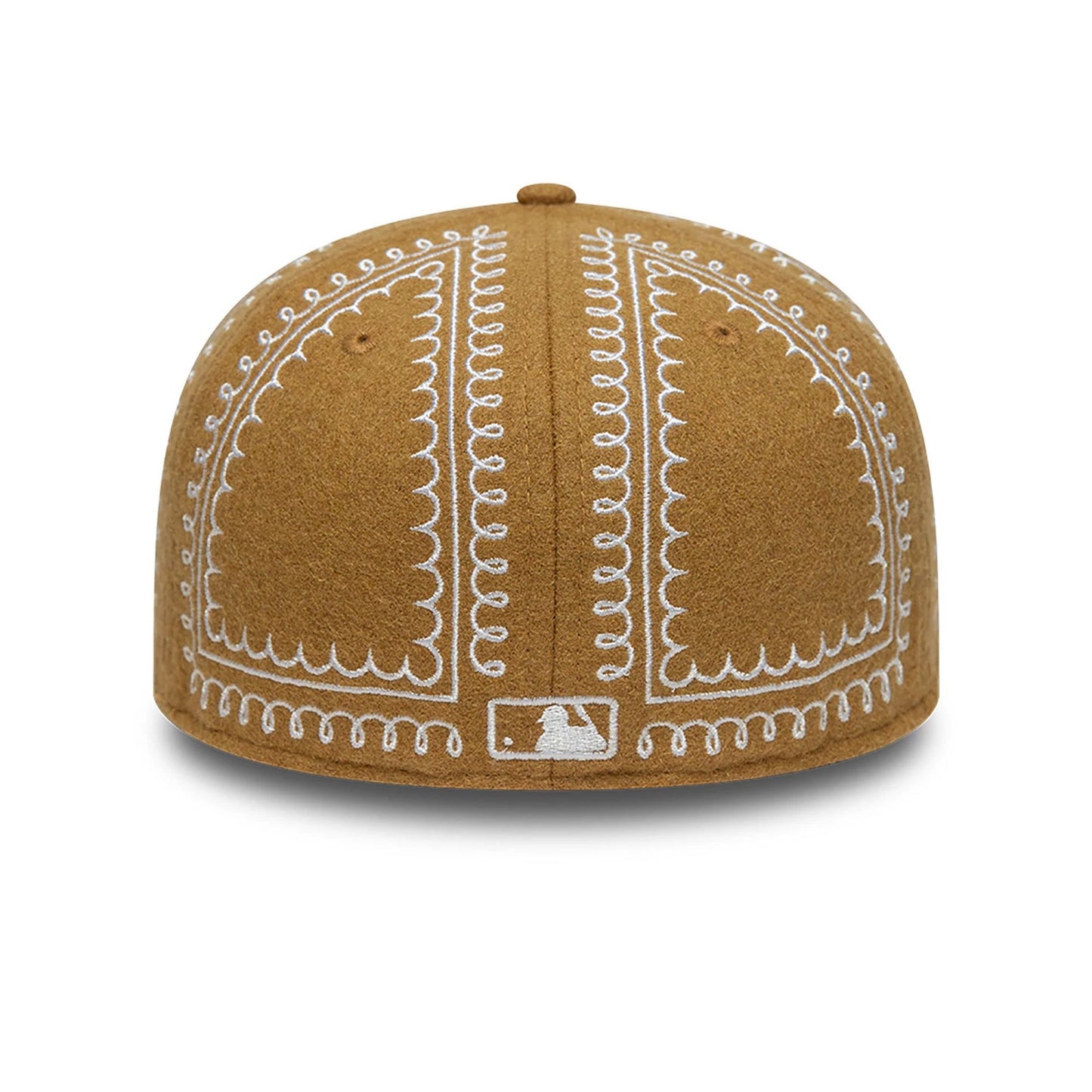 This is a New York Yankees Gingerbread Beige 59FIFTY Fitted Cap 4