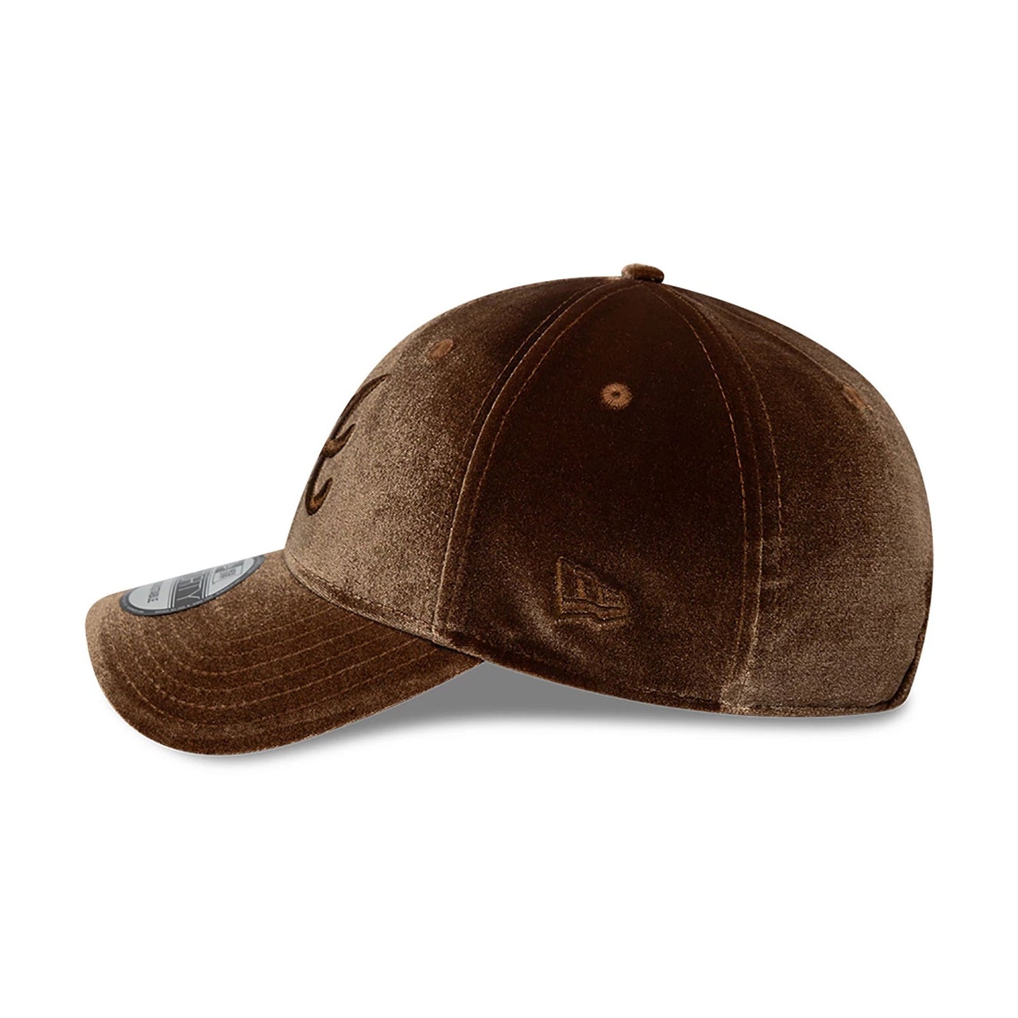 This is a Atlanta Braves Tonal Velvet Pastel Brown 9FORTY Adjustable Cap 5