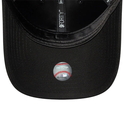 This is a Atlanta Braves Satin Lined Black 9FORTY Adjustable Cap 7