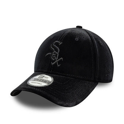 This is a Chicago White Sox Tonal Velvet Black 9FORTY Adjustable Cap 1