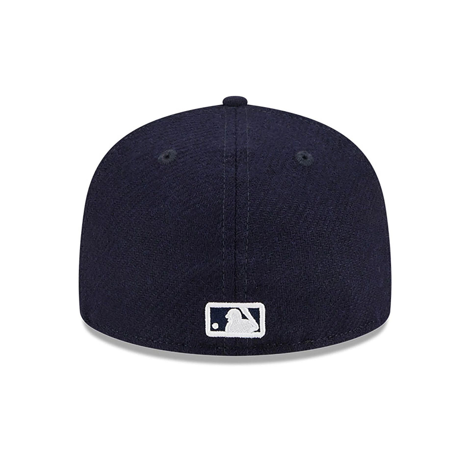 This is a New York Yankees Shetland Moon® Navy 59FIFTY Fitted Cap 5