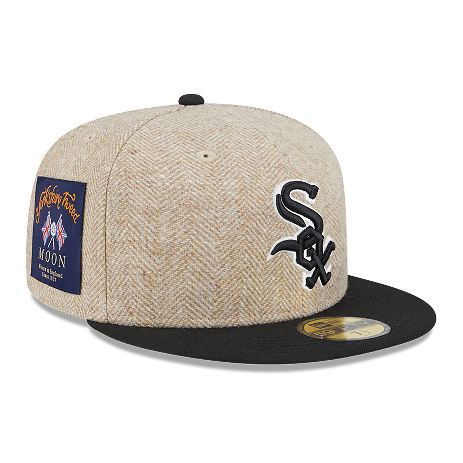 This is a Chicago White Sox Herringbone Moon® Cream 59FIFTY Fitted Cap 1