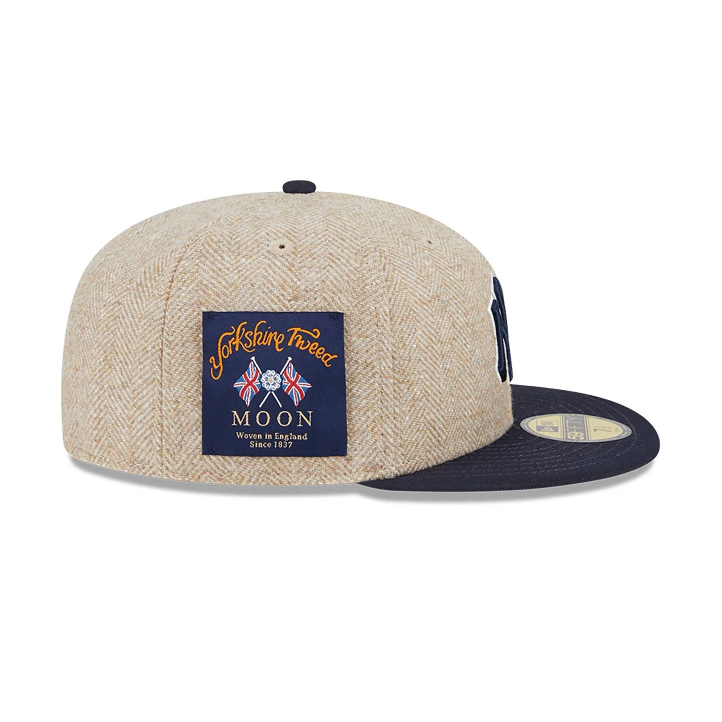 This is a New York Yankees Herringbone Moon® Cream 59FIFTY Fitted Cap 6