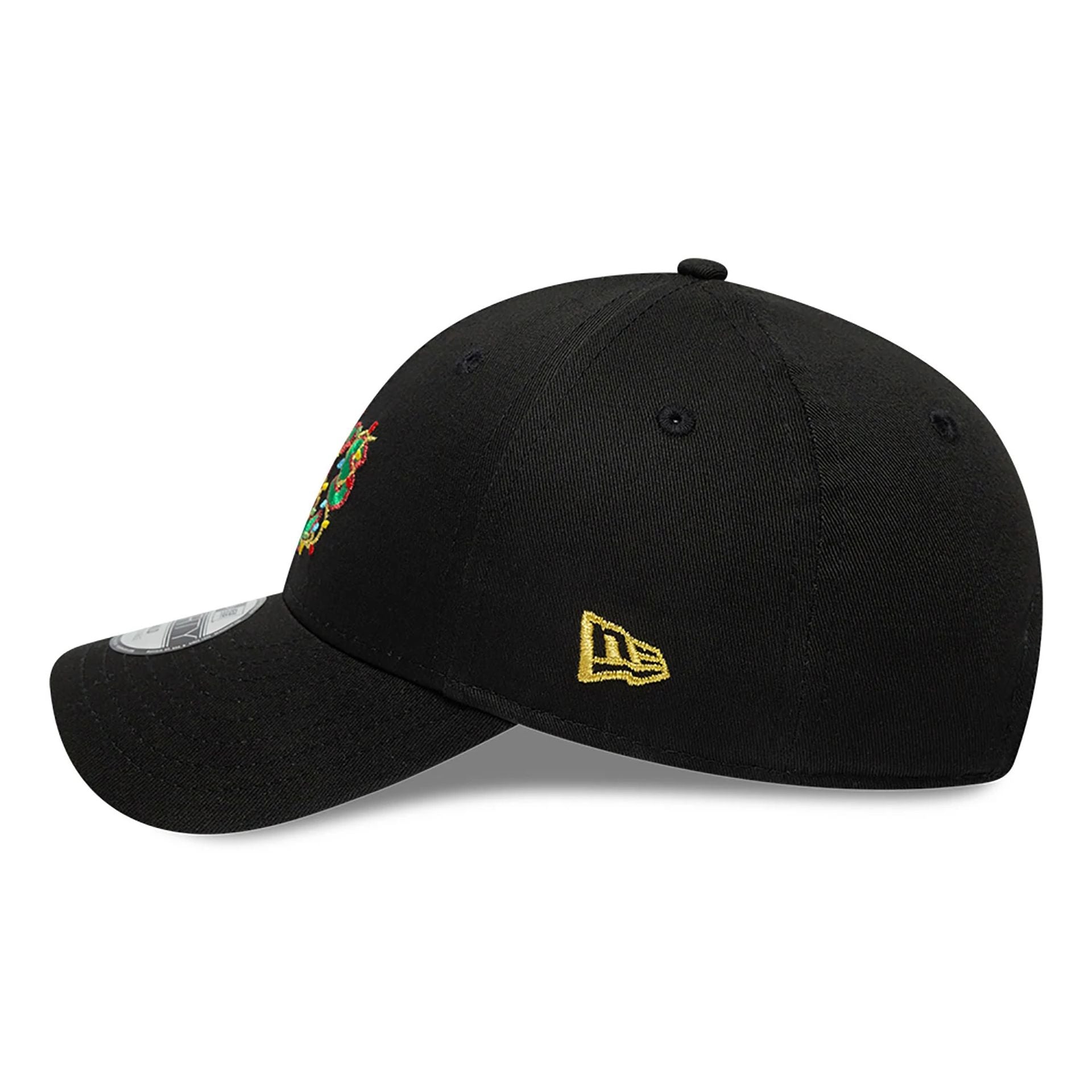 This is a Oakland Athletics Child Christmas Lights Black 9FORTY Adjustable Cap 7