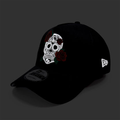 This is a LA Dodgers Glow In The Dark Sugar Skull Black 9FORTY E-Frame Adjustable Cap 6