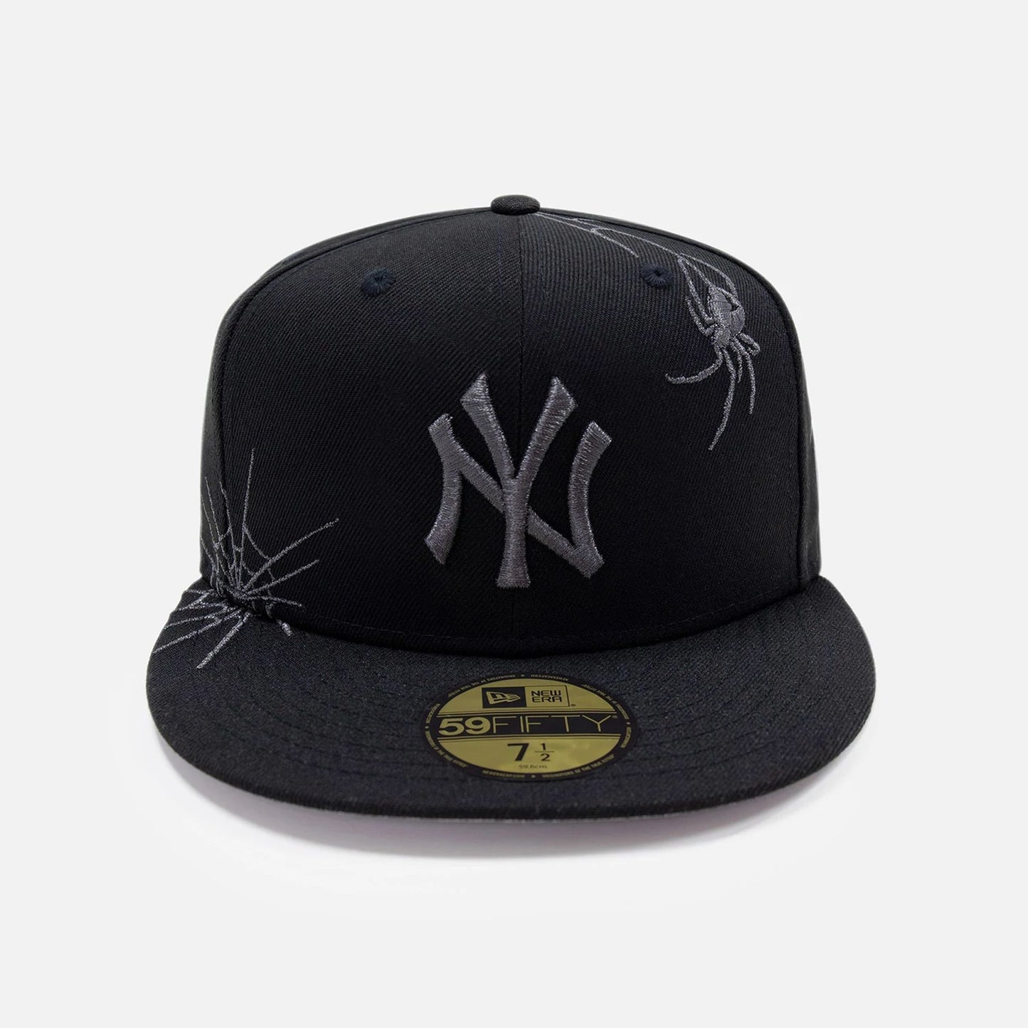 This is a New York Yankees Halloween Spider Web Black 59FIFTY Fitted Cap 2