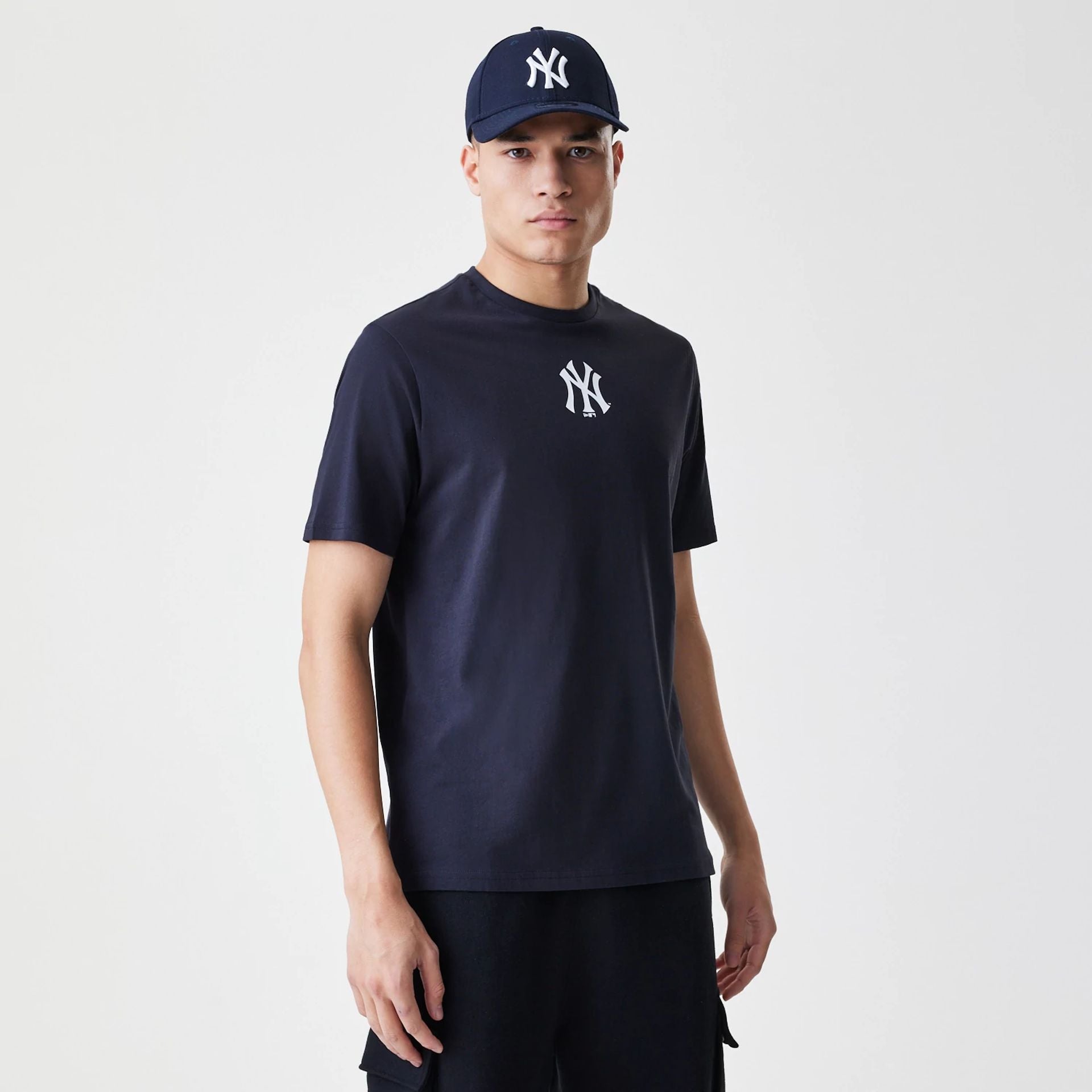 The Male model is wearing New York Yankees MLB Logo Navy T-Shirt 1