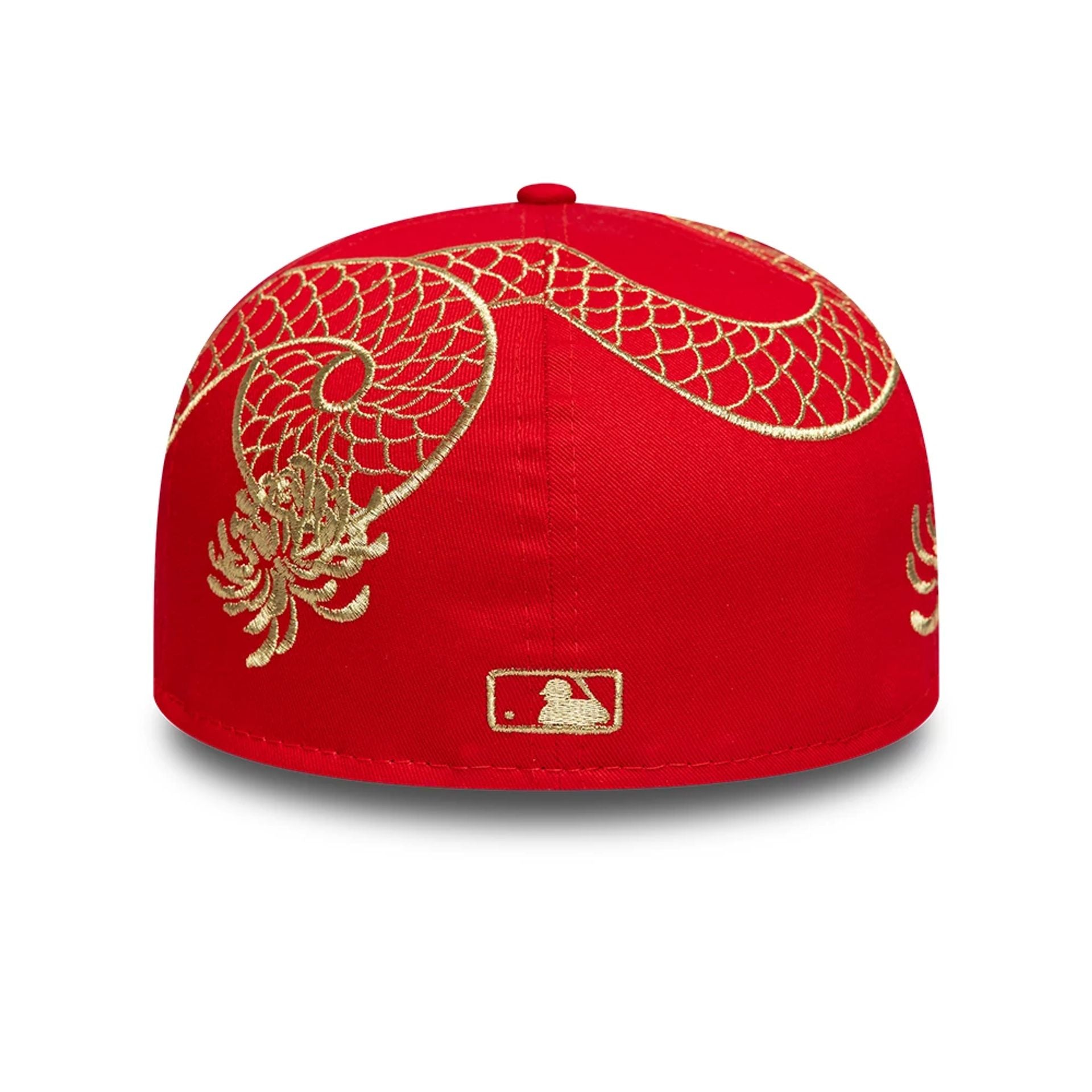 This is a Chicago White Sox MLB Year Of The Snake Red 59FIFTY Fitted Cap 4