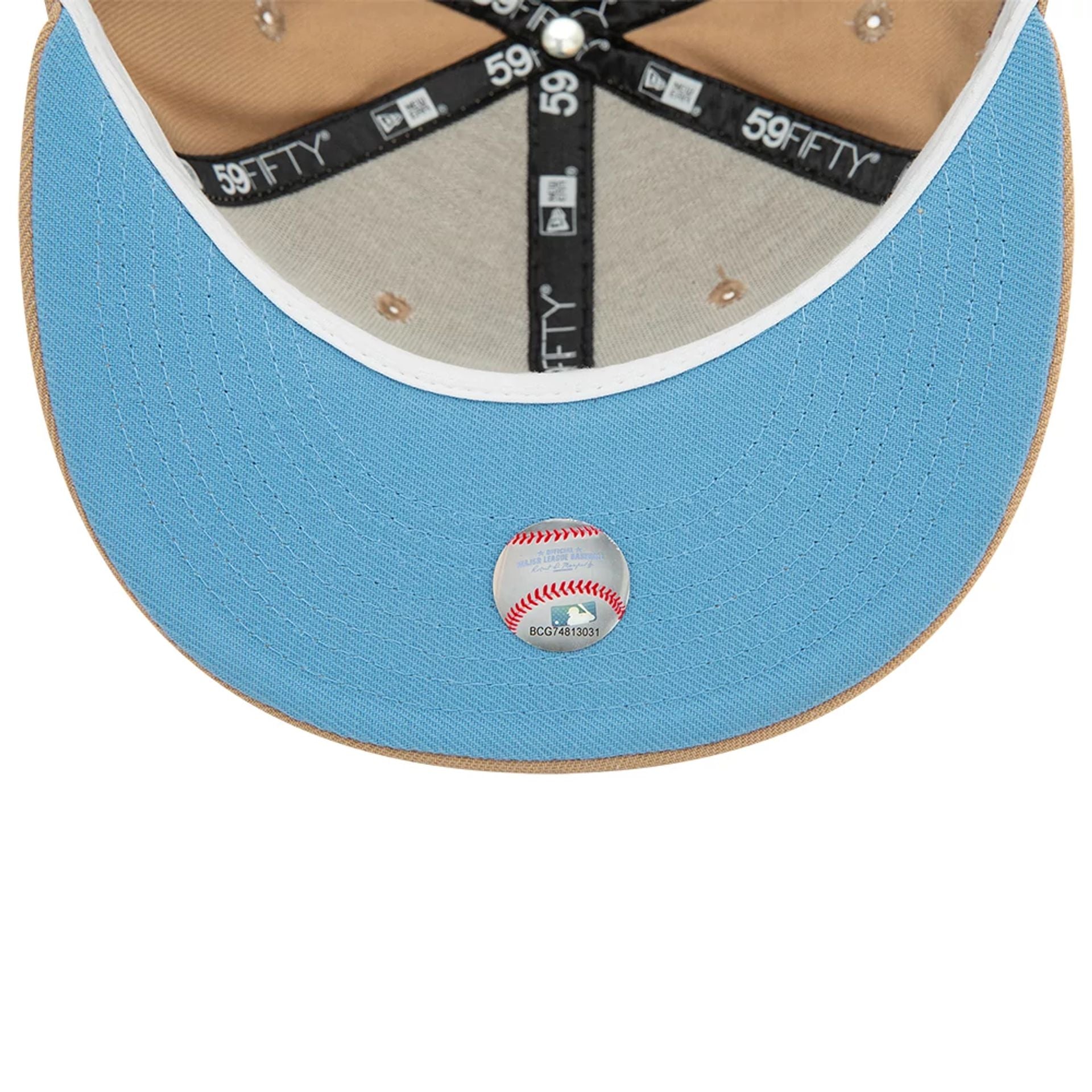 This is a Montreal Expos Cooperstown Beige 59FIFTY Fitted Cap 2