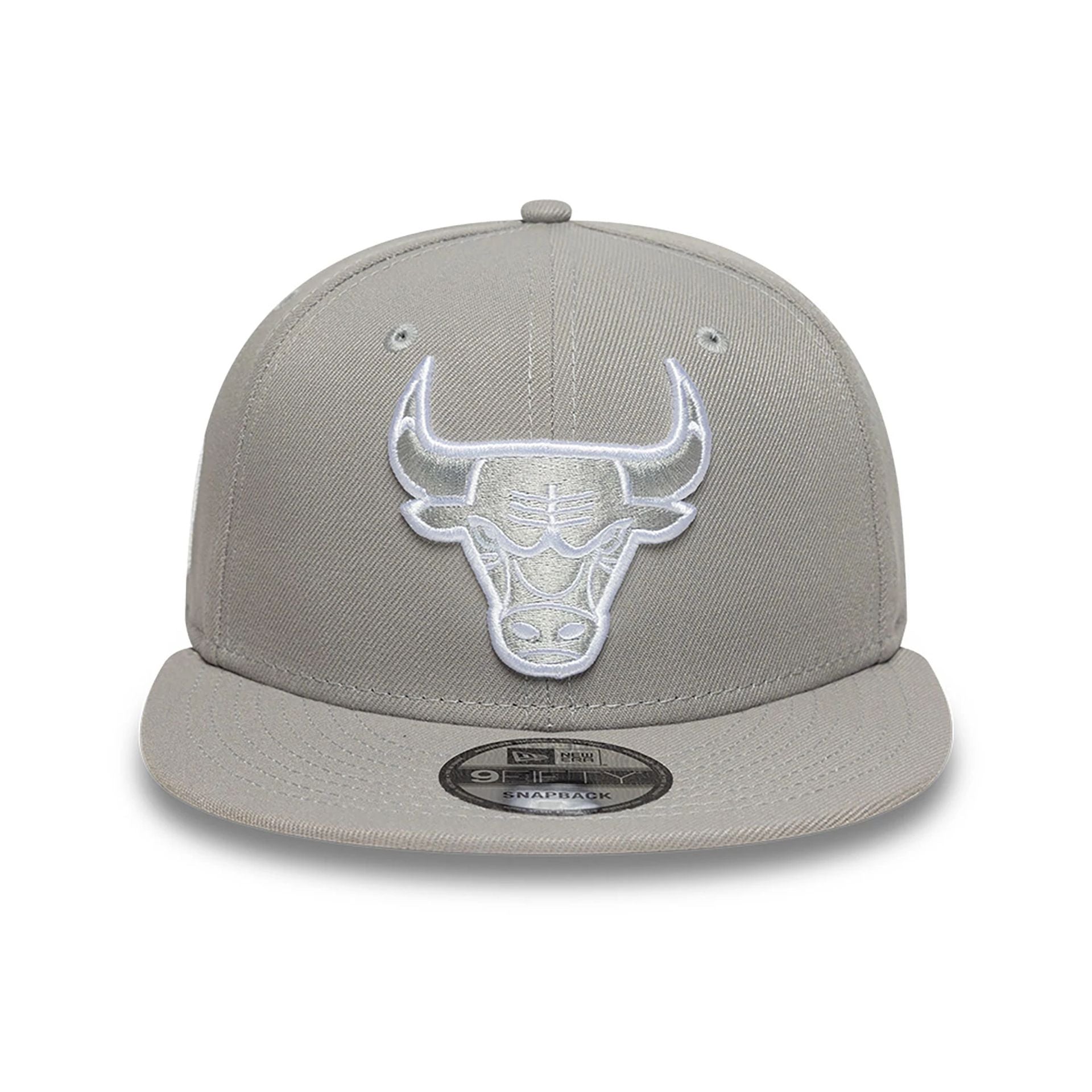 This is a Chicago Bulls Grey 9FIFTY Snapback Cap 2