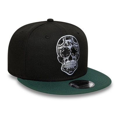 This is a Oakland Athletics MLB Skull Black 9FIFTY Snapback Cap 4