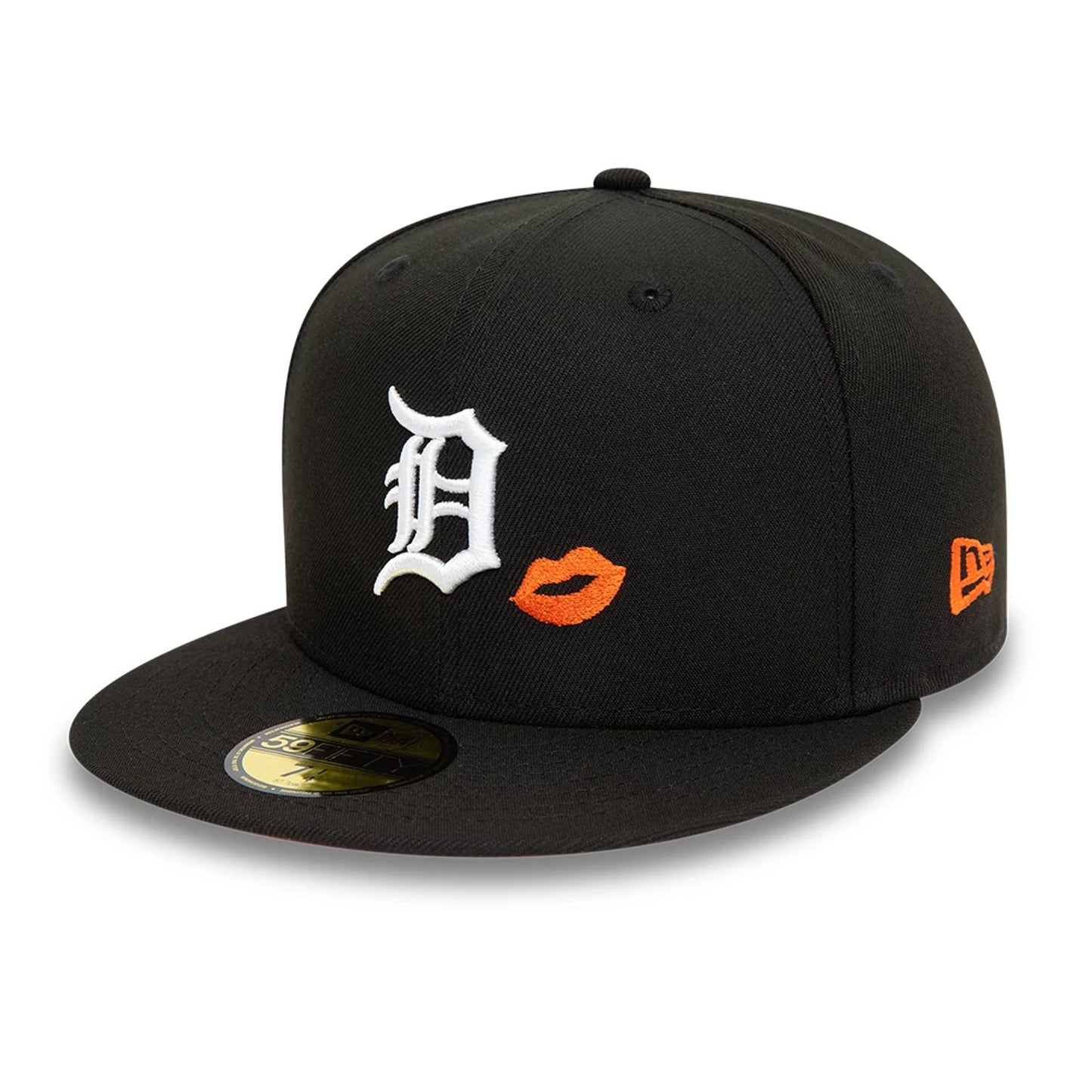 This is a Detroit Tigers MLB Lips Black 59FIFTY Fitted Cap 1