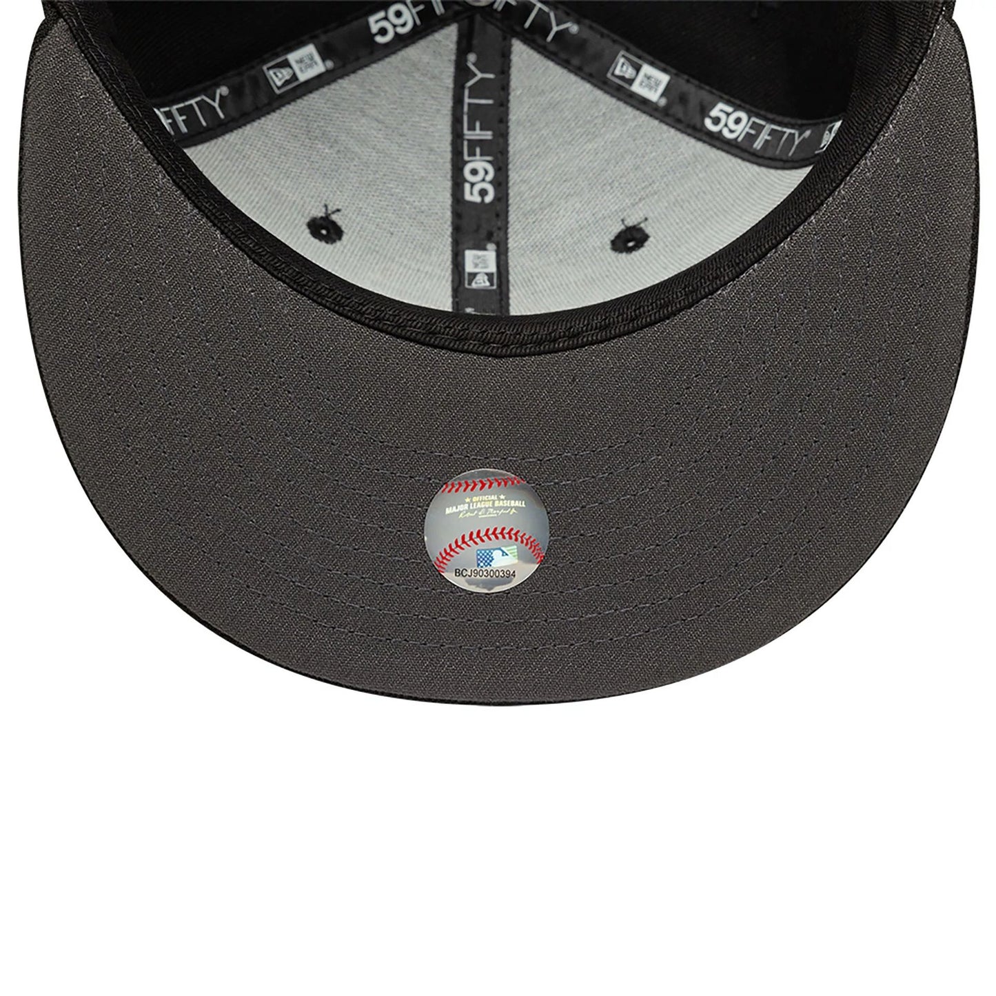 This is a San Francisco Giants MLB Skull Black 59FIFTY Fitted Cap 2