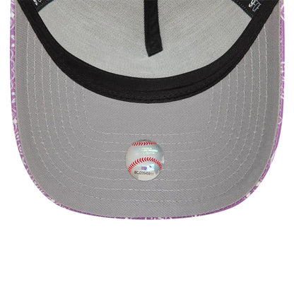 This is a Atlanta Braves Pastel Paisley Light Beige 9FORTY A-Frame Adjustable Cap 2