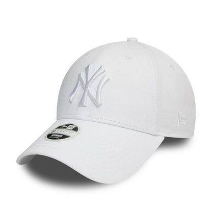 This is a New York Yankees Essential Womens White 9FORTY Cap 1