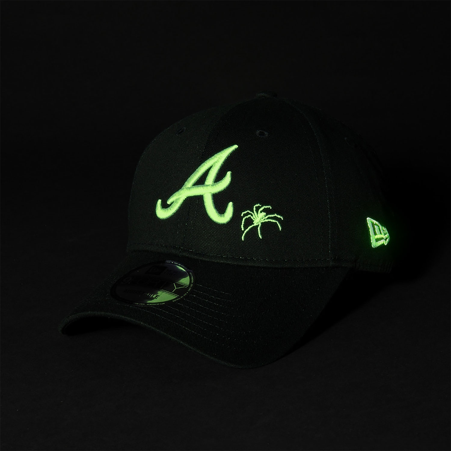 Atlanta Braves Glow In The Dark Spider Web Black 9FORTY Adjustable Cap