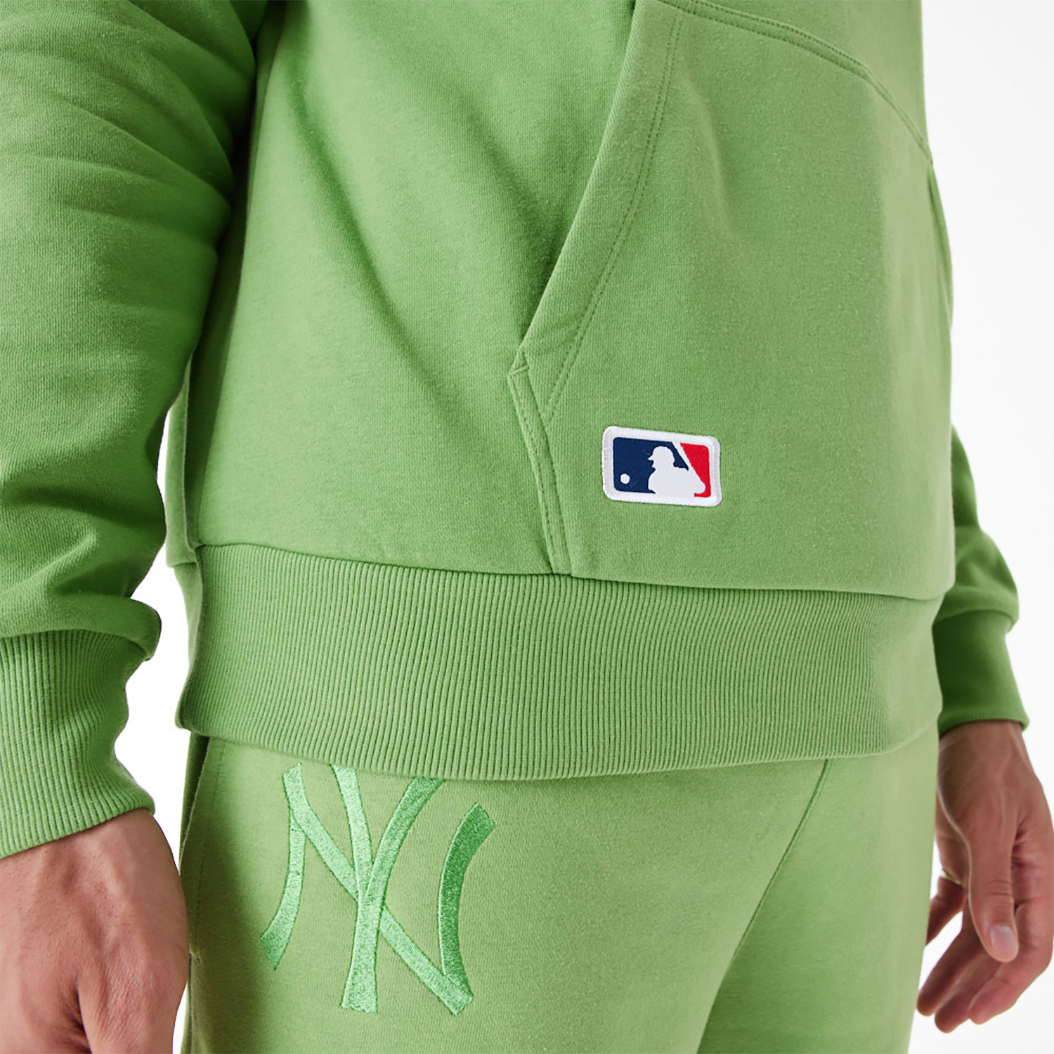 New York Yankees League Essential Green Oversized Pullover Hoodie