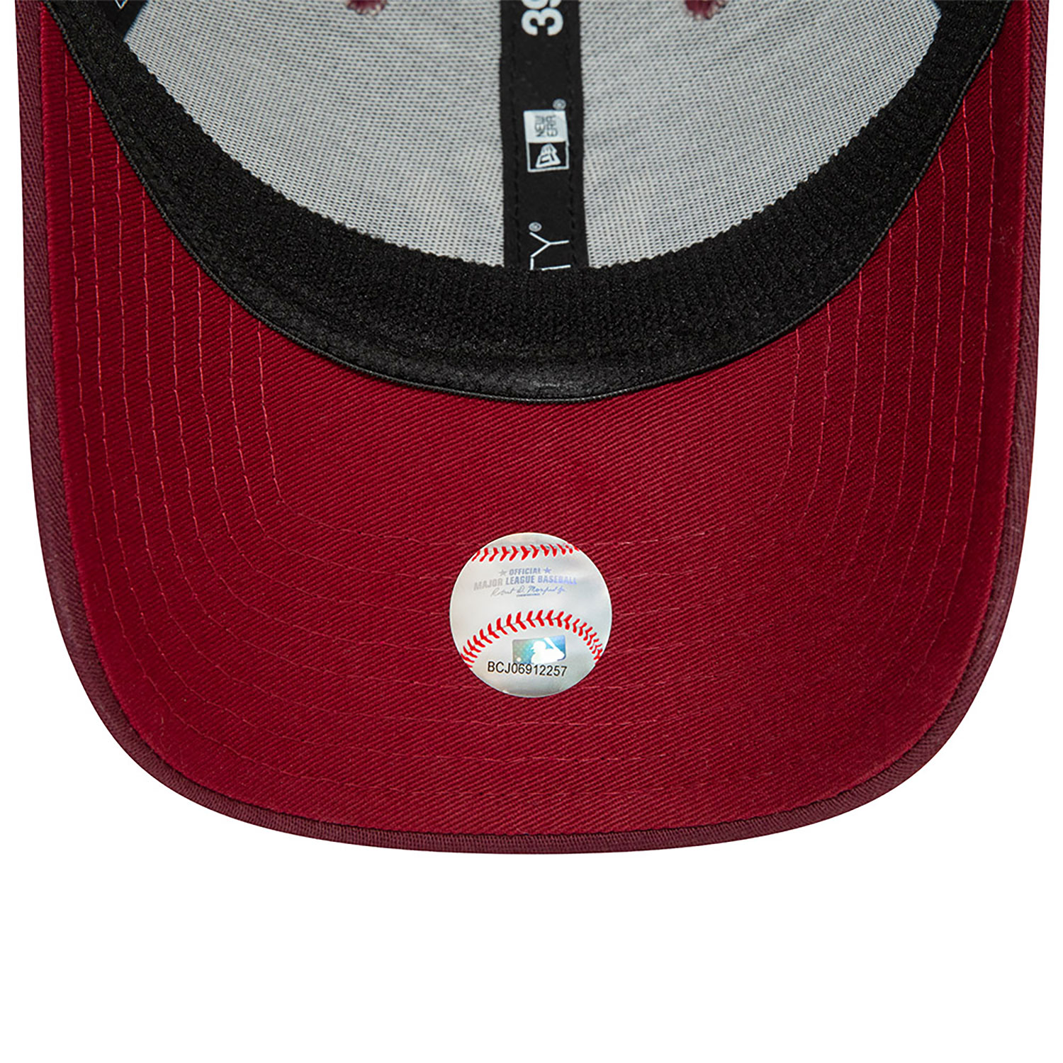 New York Yankees Team Logo Boucle Dark Red 39THIRTY Stretch Fit Cap