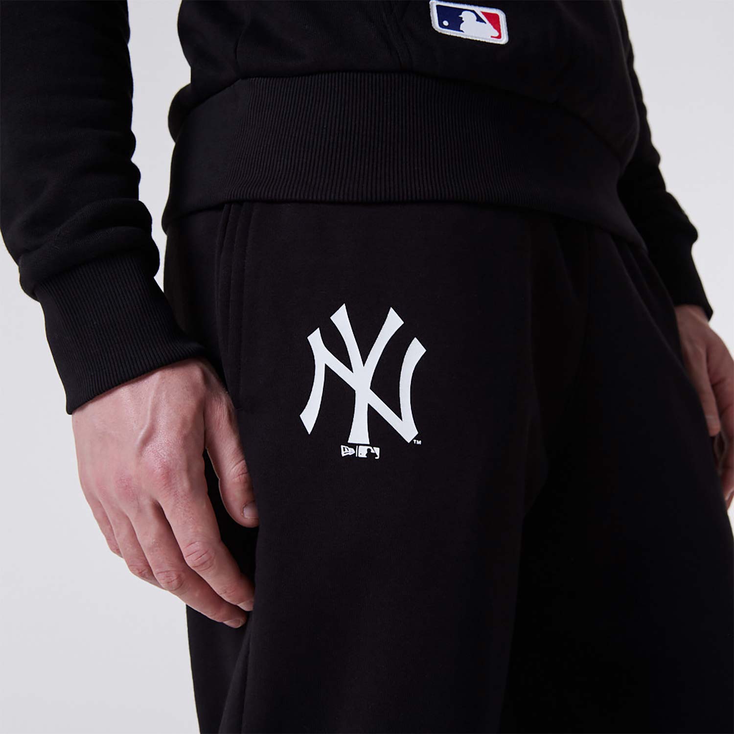 New York Yankees MLB Team Logo Black Joggers