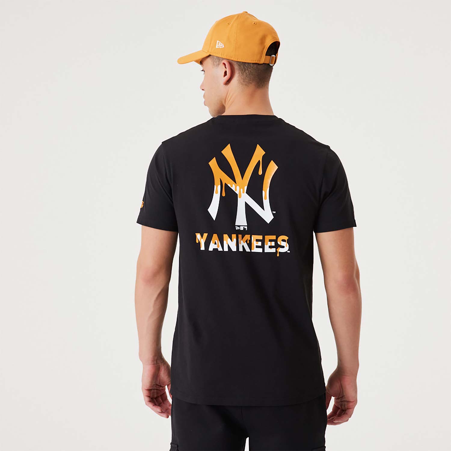 Official New Era MLB Drip Logo New York Yankees Black Tee