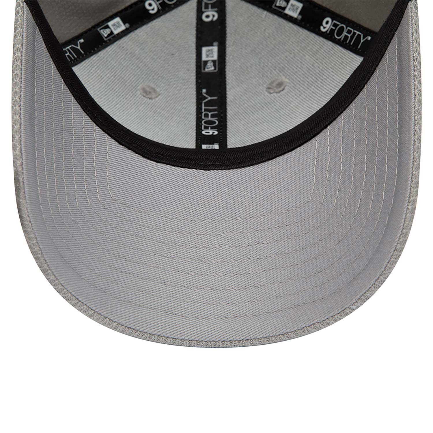 New York Yankees Diamond Era Essential Grey 9FORTY Adjustable Cap