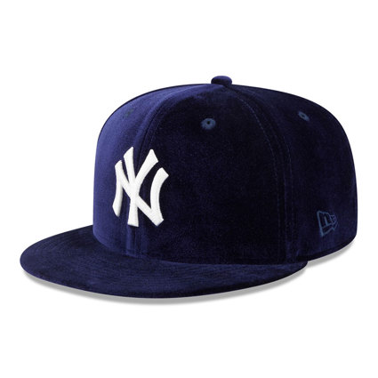Official New Era Velvet New York Yankees 59FIFTY Fitted Cap