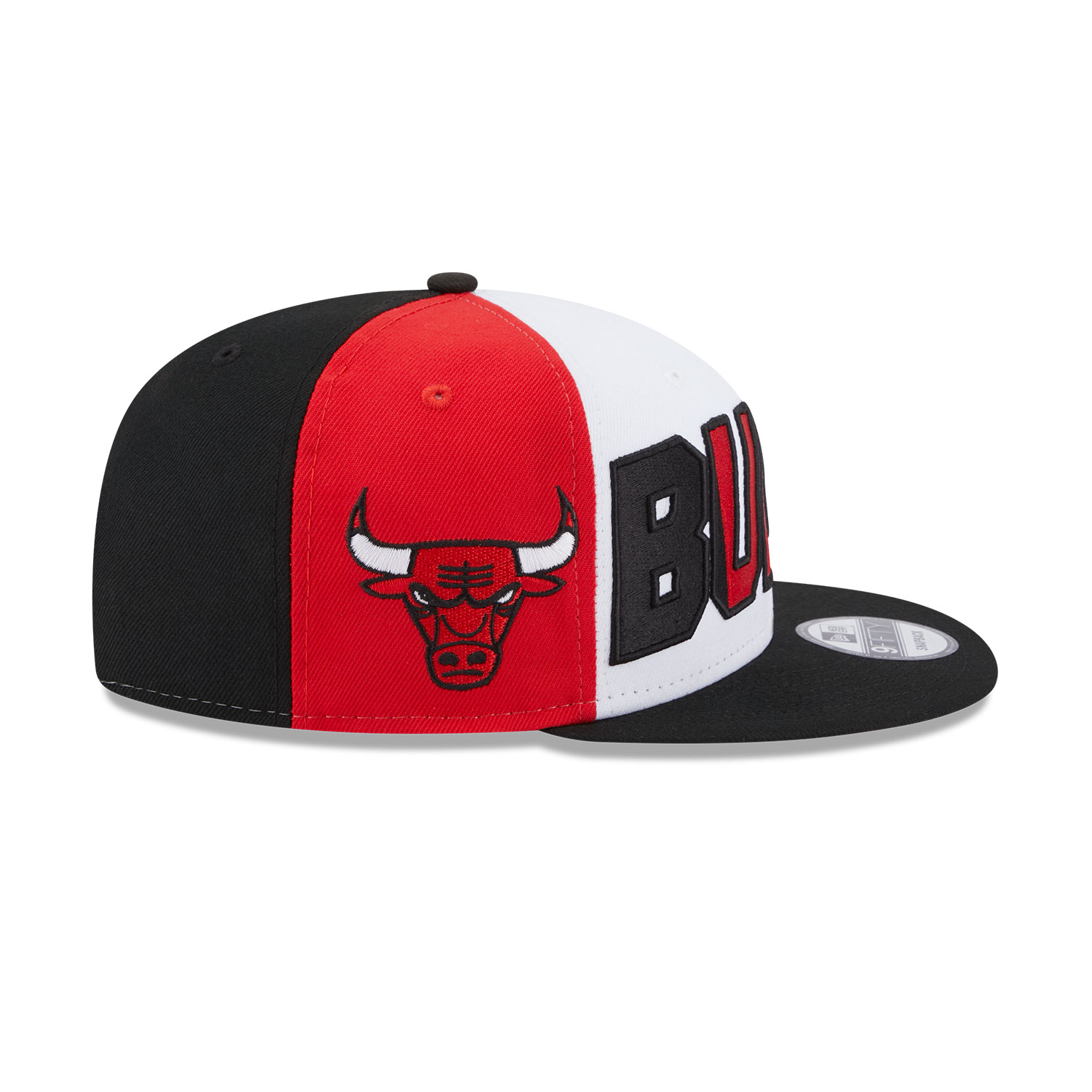 Chicago Bulls NBA Back Half Black 9FIFTY Snapback Cap