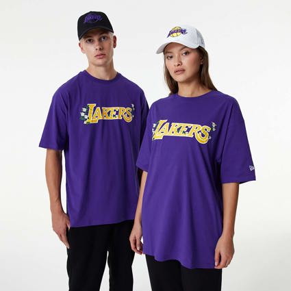 LA Lakers Graphic T-Shirt – Charlotte Russe