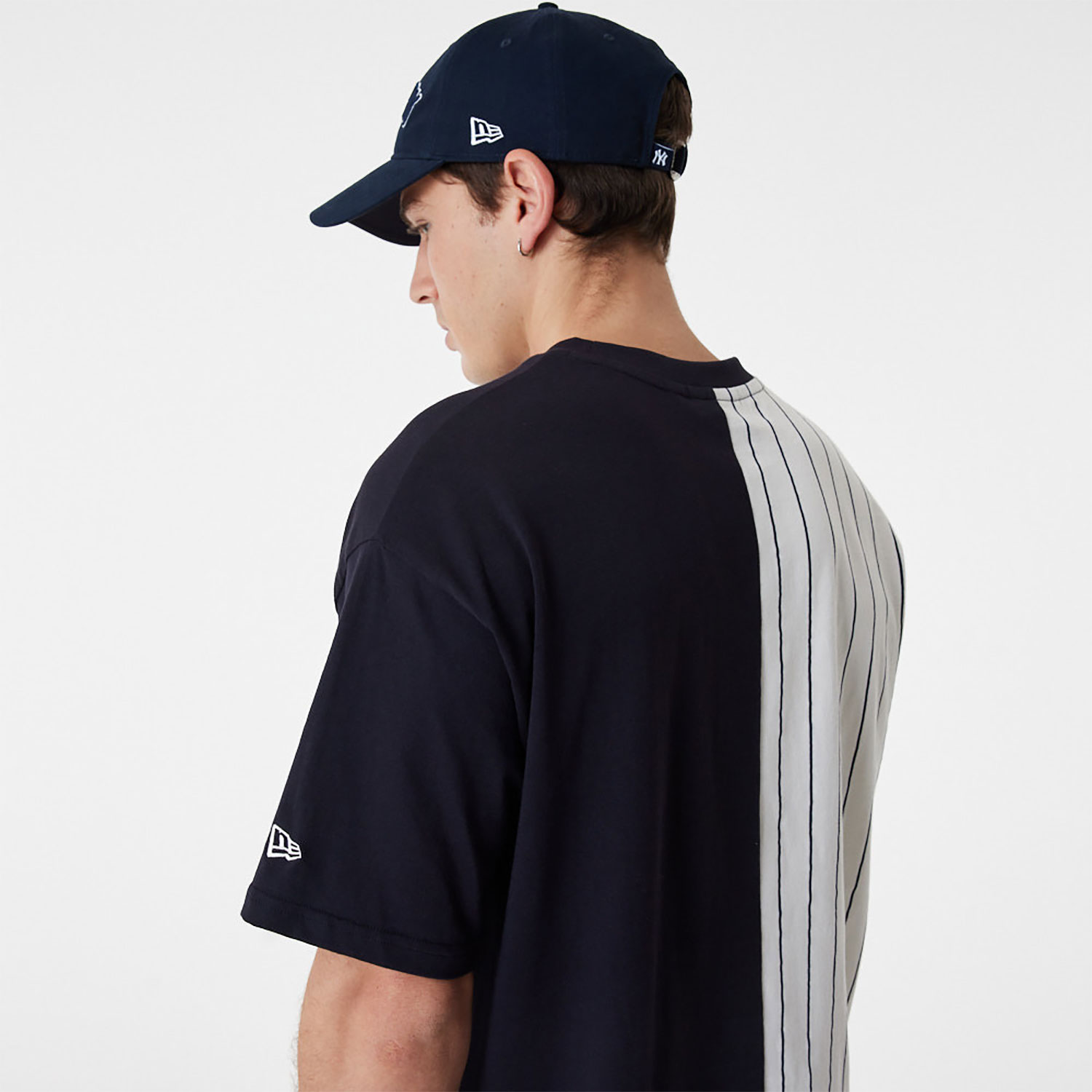 New York Yankees MLB Half Striped Oversized Black and White T-Shirt