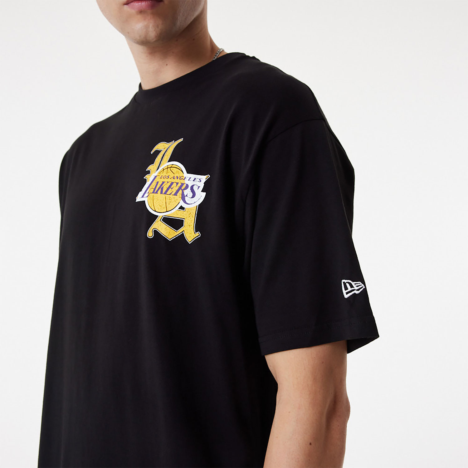 LA Lakers Team Graphic Black Oversized T-Shirt