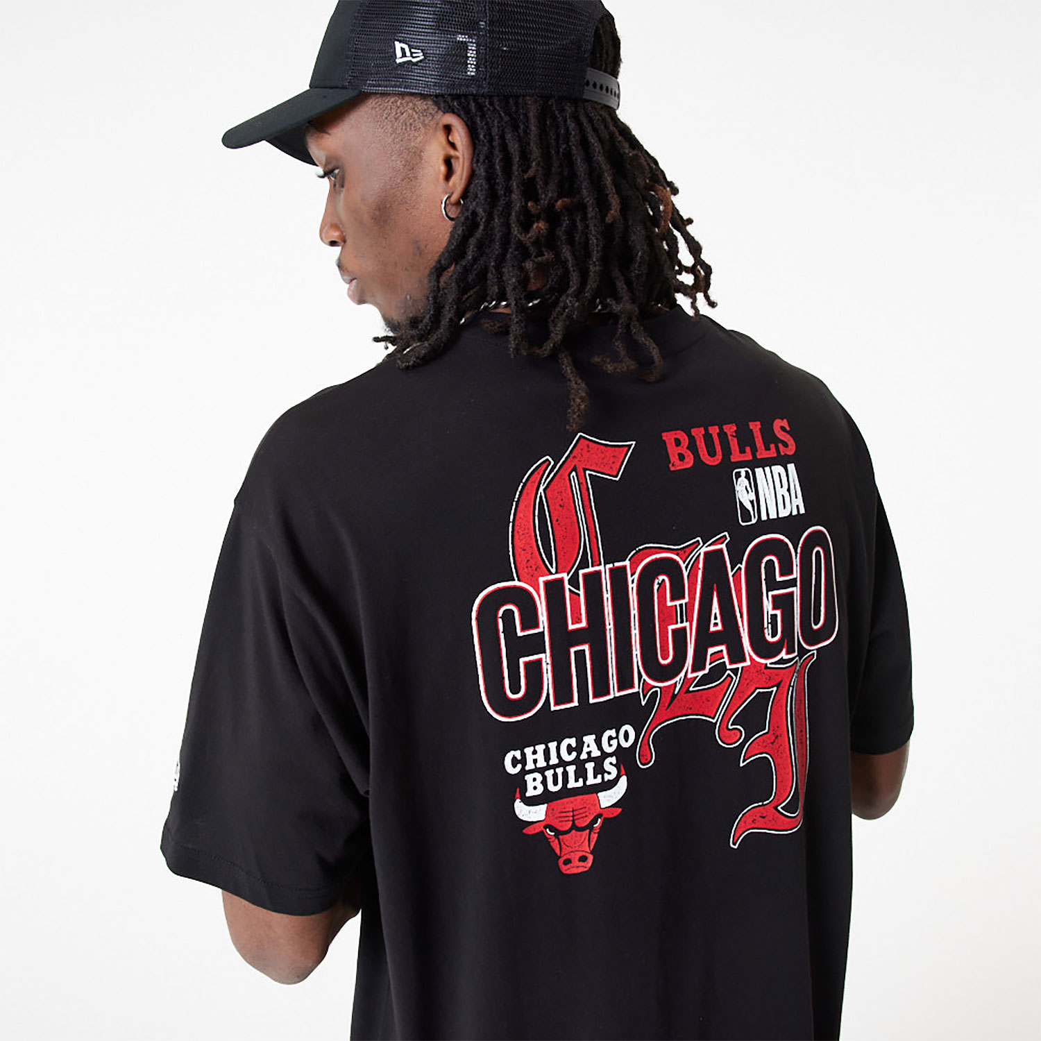 NBA Team Graphic Chicago Bulls Oversized T-Shirt D01_359 | New Era Cap UK