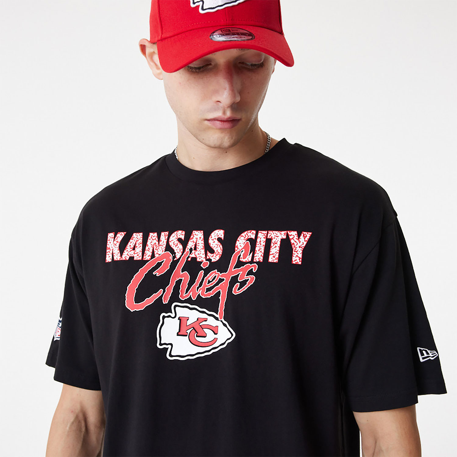 NFL Script Kansas City Chiefs Oversized T-Shirt D01_972 | New Era Cap ...