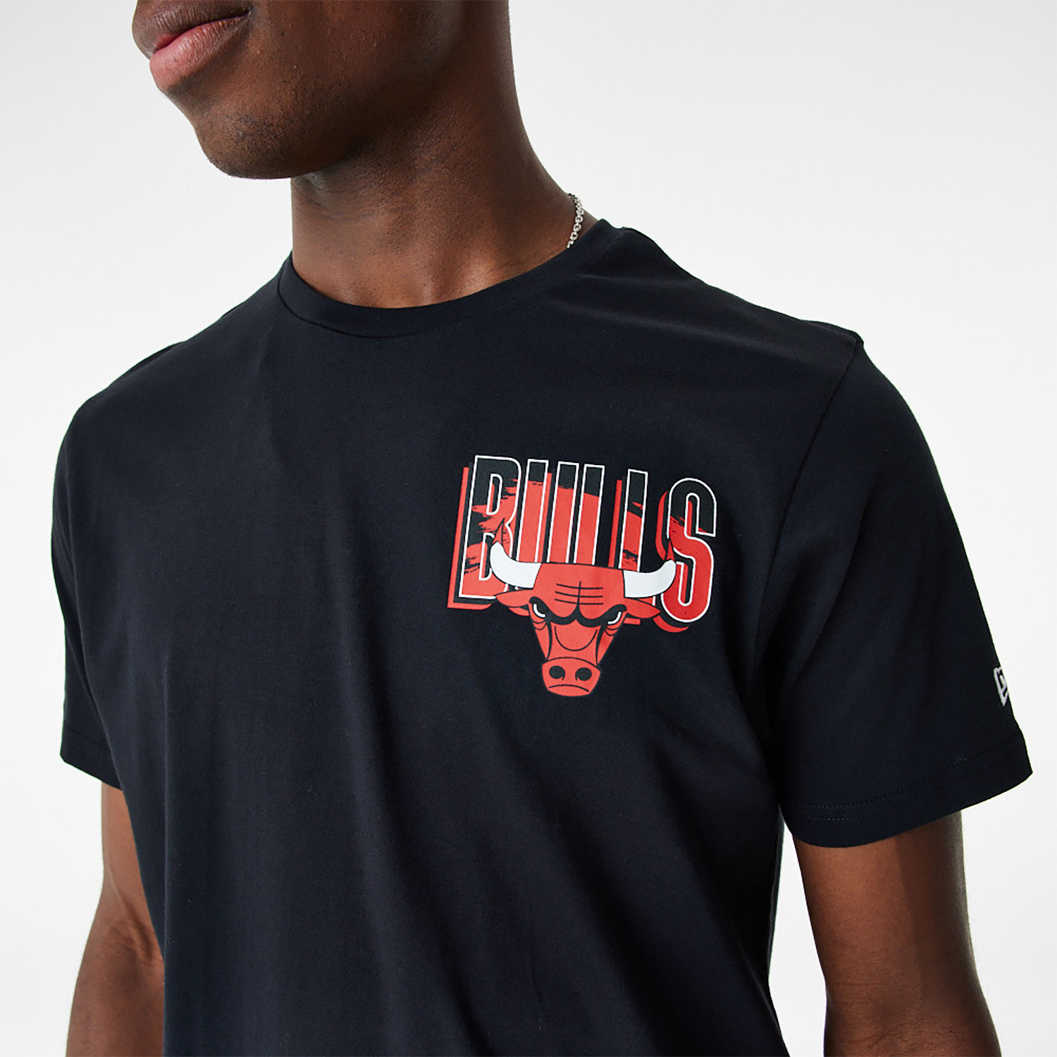 Chicago Bulls Skyline Graphic Black T-Shirt