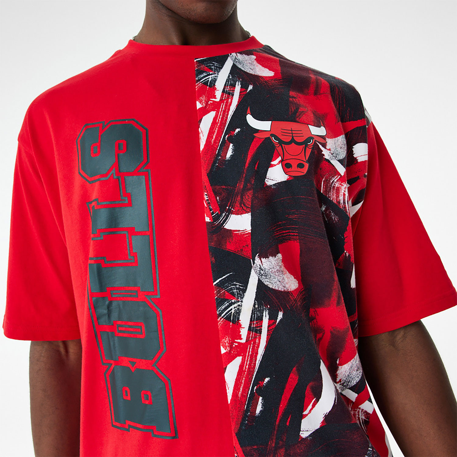 Chicago Bulls NBA Cut and Sew Red Oversized T-Shirt
