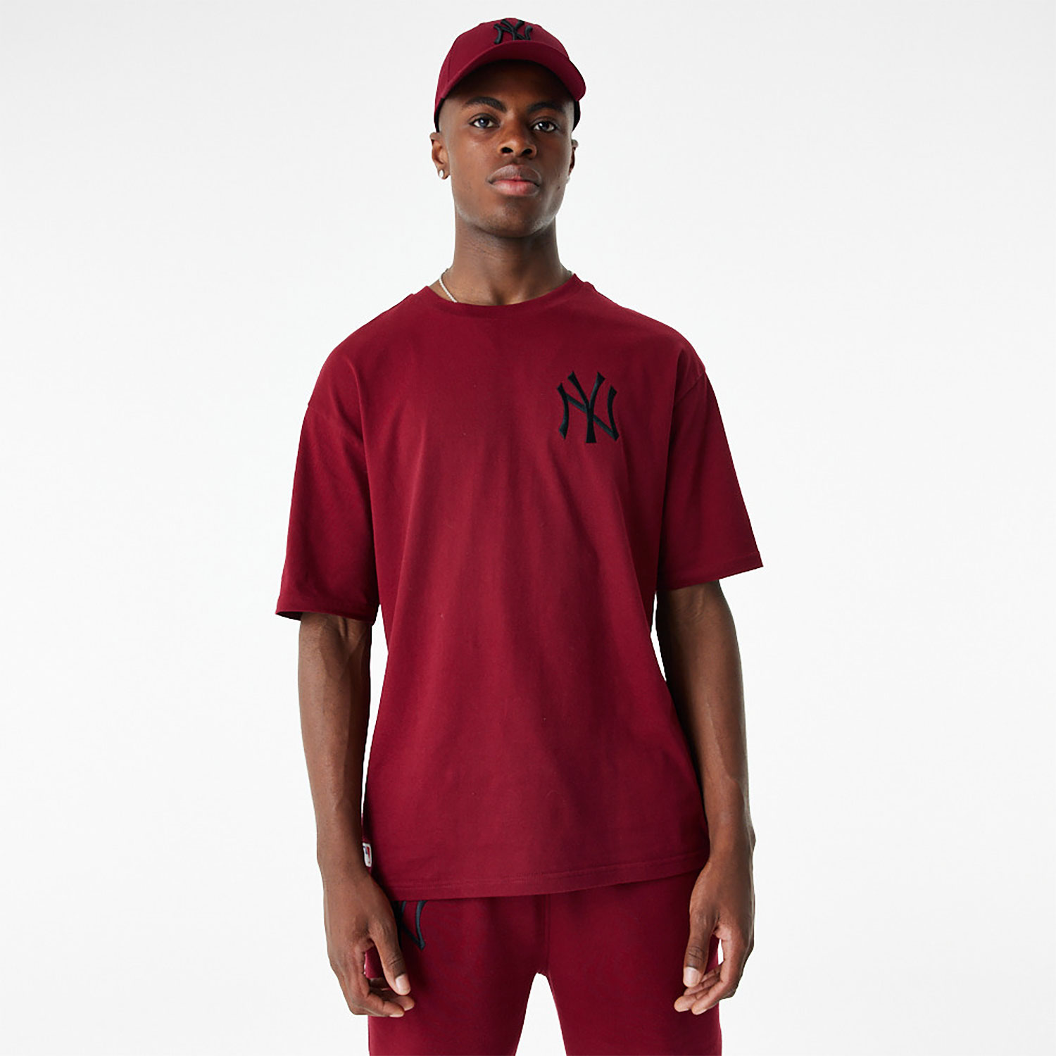 New York Yankees League Essential Red Oversized T-Shirt