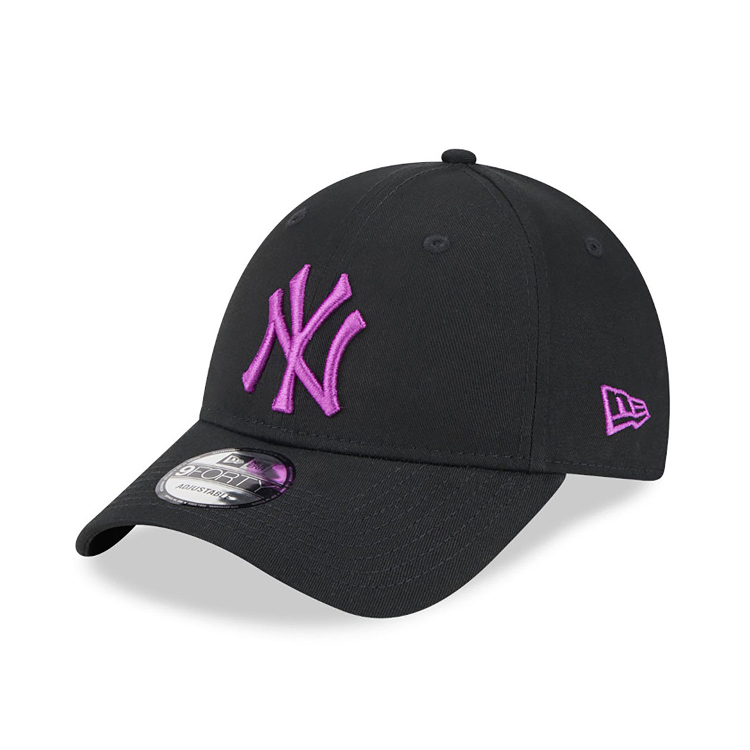 New York Yankees League Essential Black 9FORTY Adjustable Cap