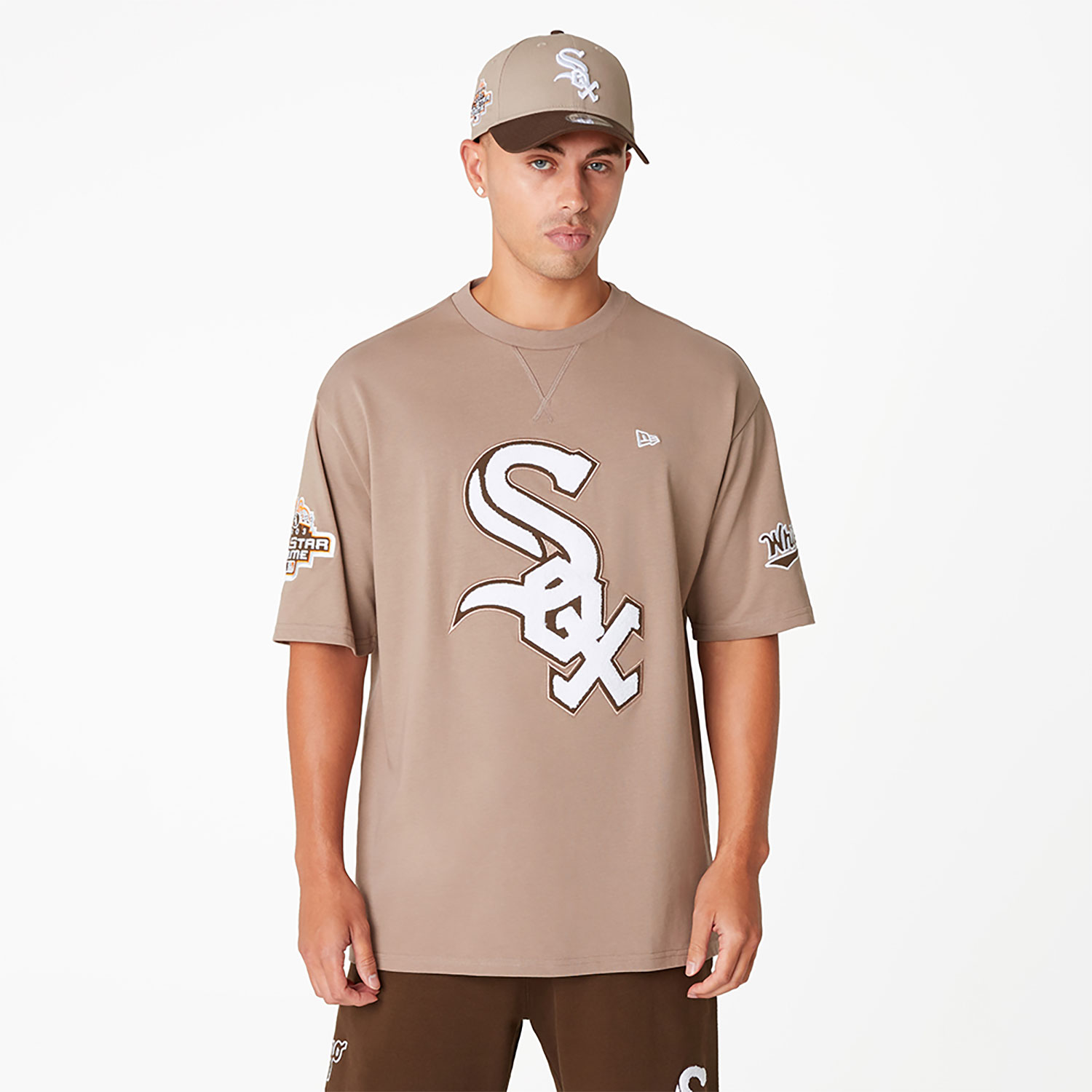 Chicago White Sox World Series Patch Brown Oversized T-Shirt New Era Cap Adult Unisex Brown