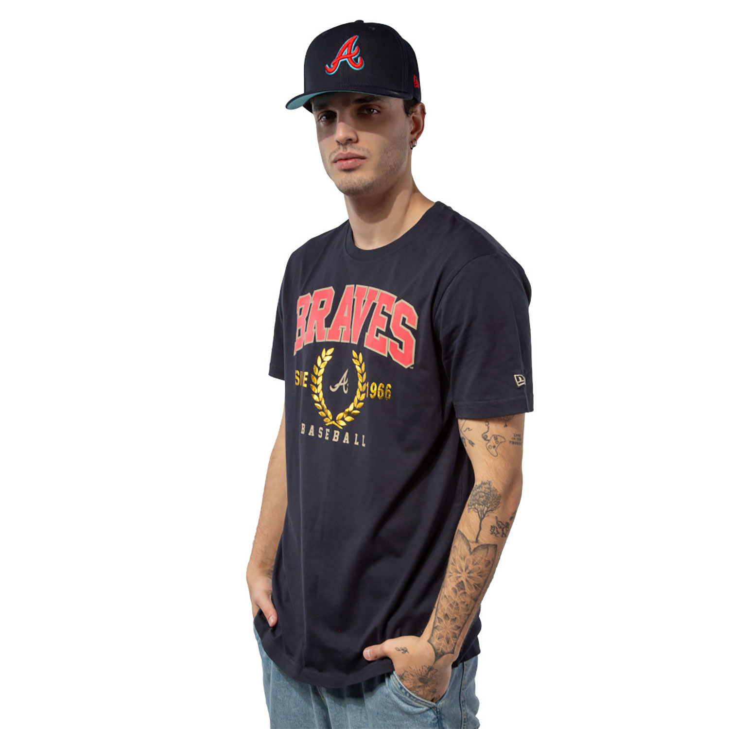 Atlanta Braves Gold Leaf Navy T-Shirt