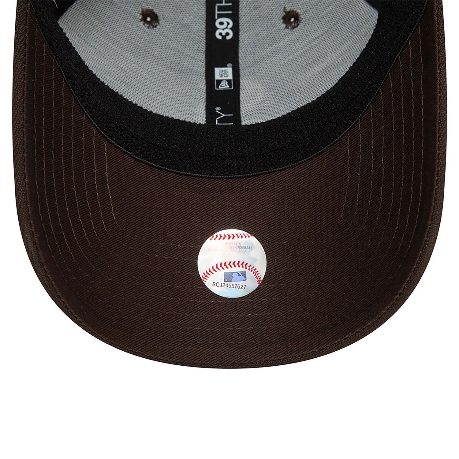 Chicago White Sox League Essential Dark Brown 39THIRTY Stretch Fit Cap
