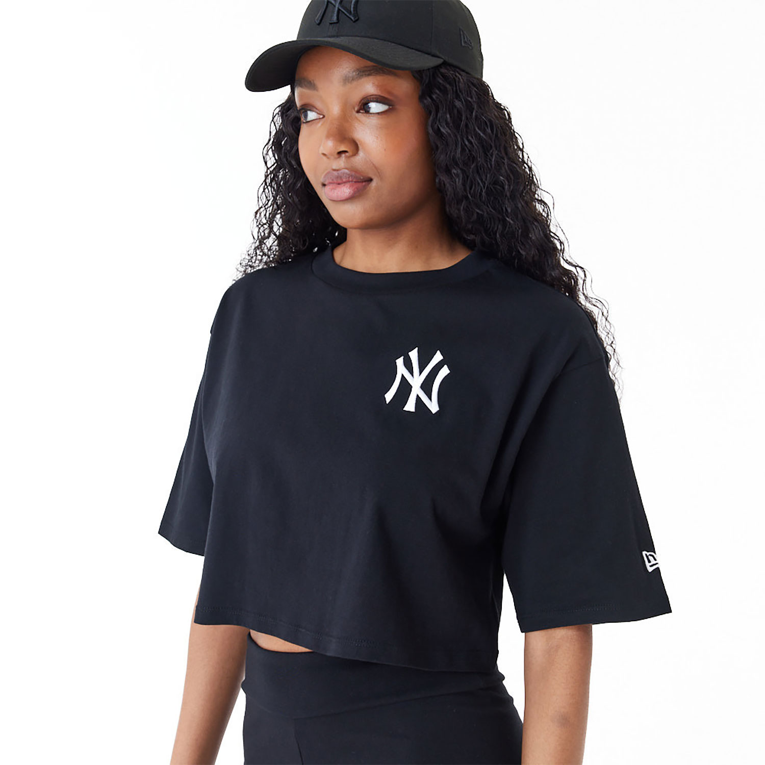 New York Yankees Womens MLB Lifestyle Black Crop T-Shirt