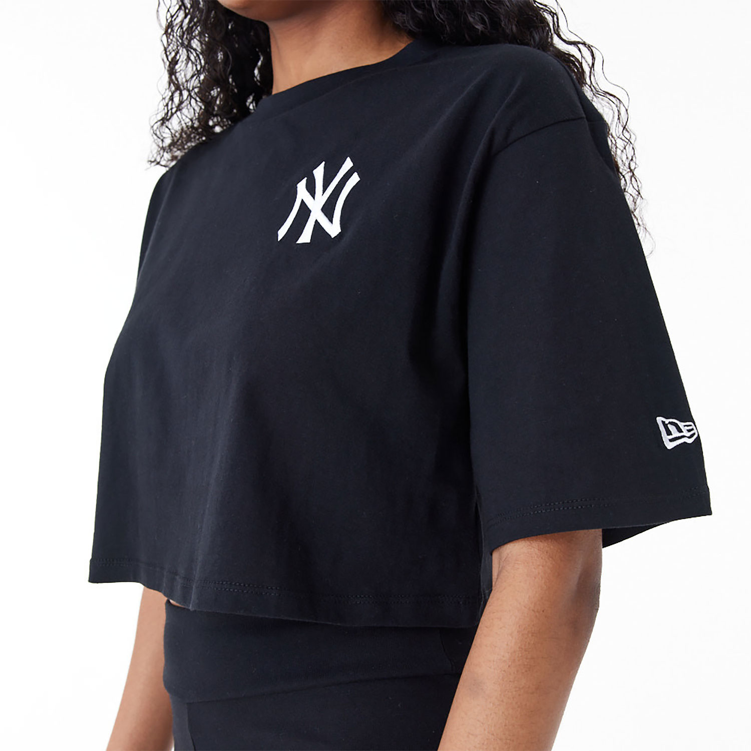 New York Yankees Womens MLB Lifestyle Black Crop T-Shirt