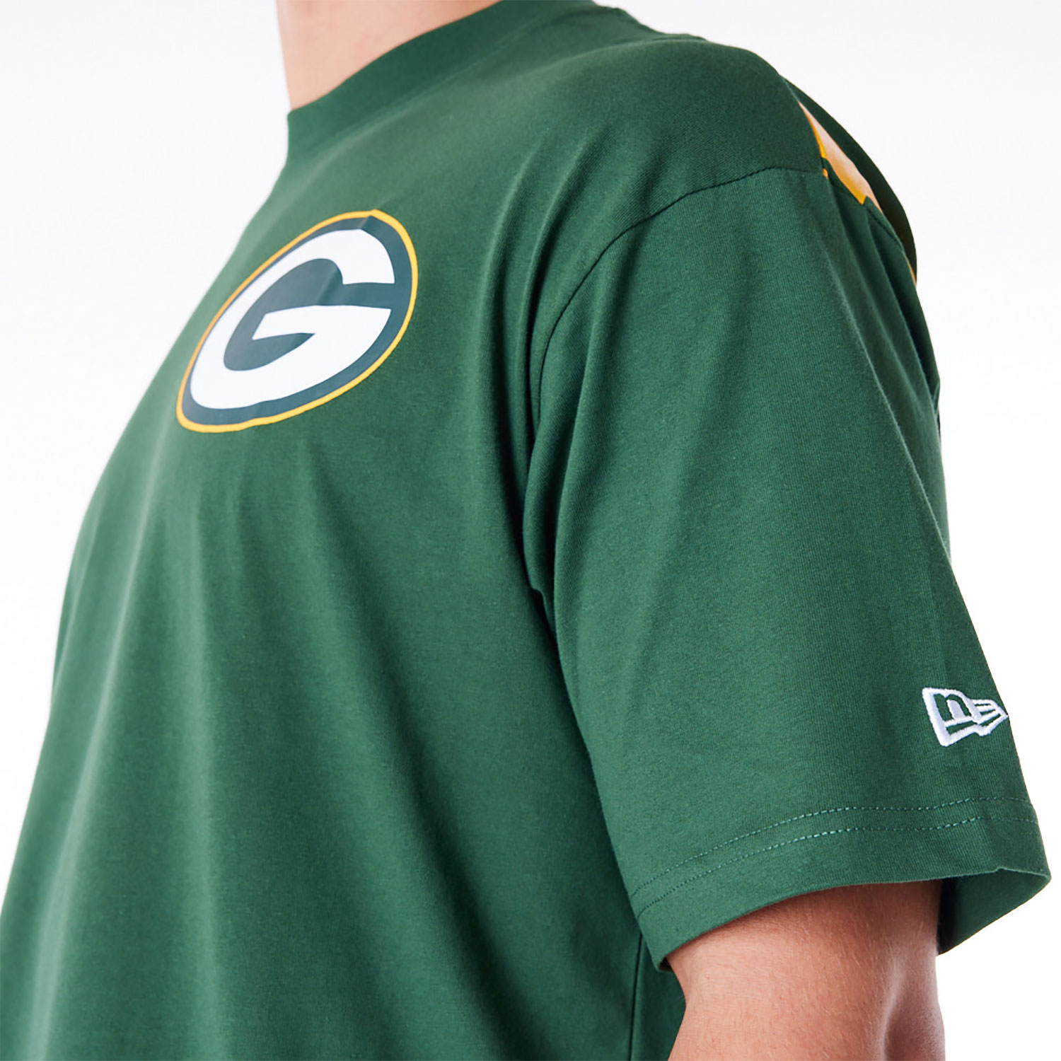 Green Bay Packers Oversized Logo Essential Dark Green T-Shirt