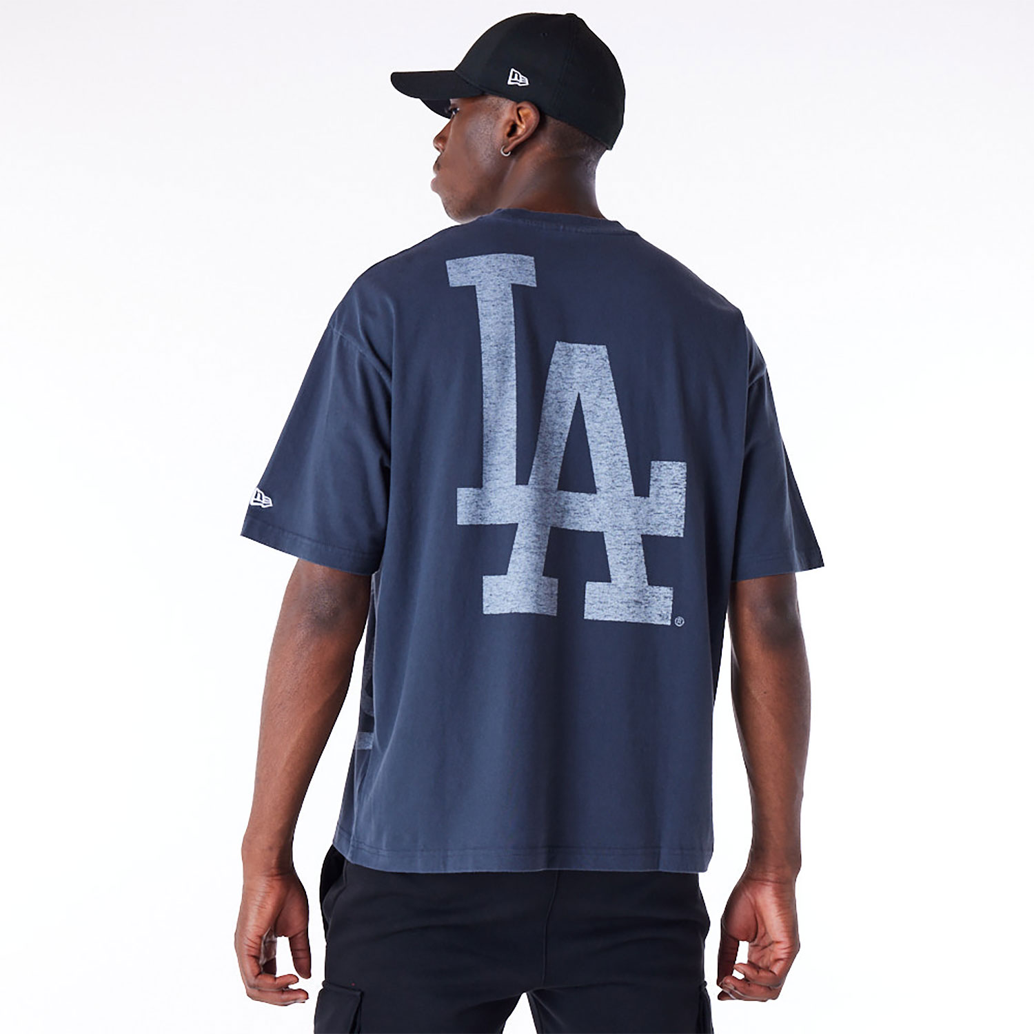 LA Dodgers Oversized Logo Essential Black T-Shirt