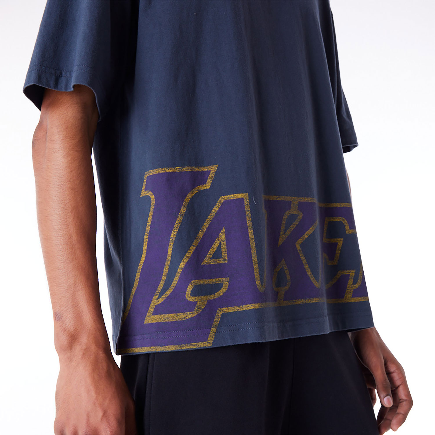 LA Lakers Oversized Logo Essential Black T-Shirt