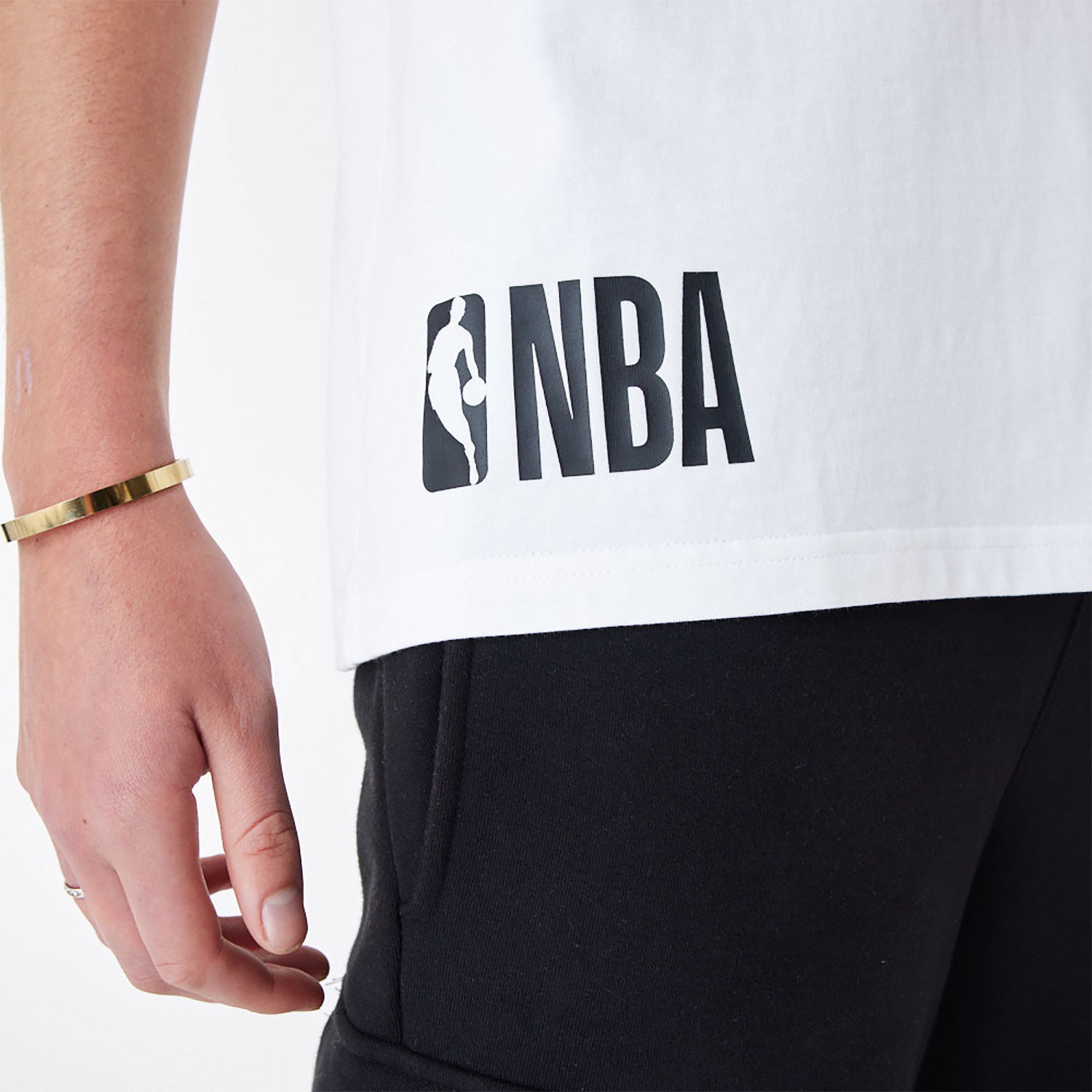 Chicago Bulls NBA Arch Graphic White Oversized T-Shirt